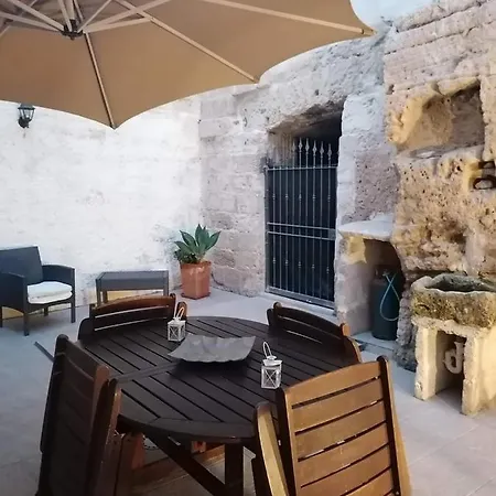 דירה Antico Cortile פאביננה